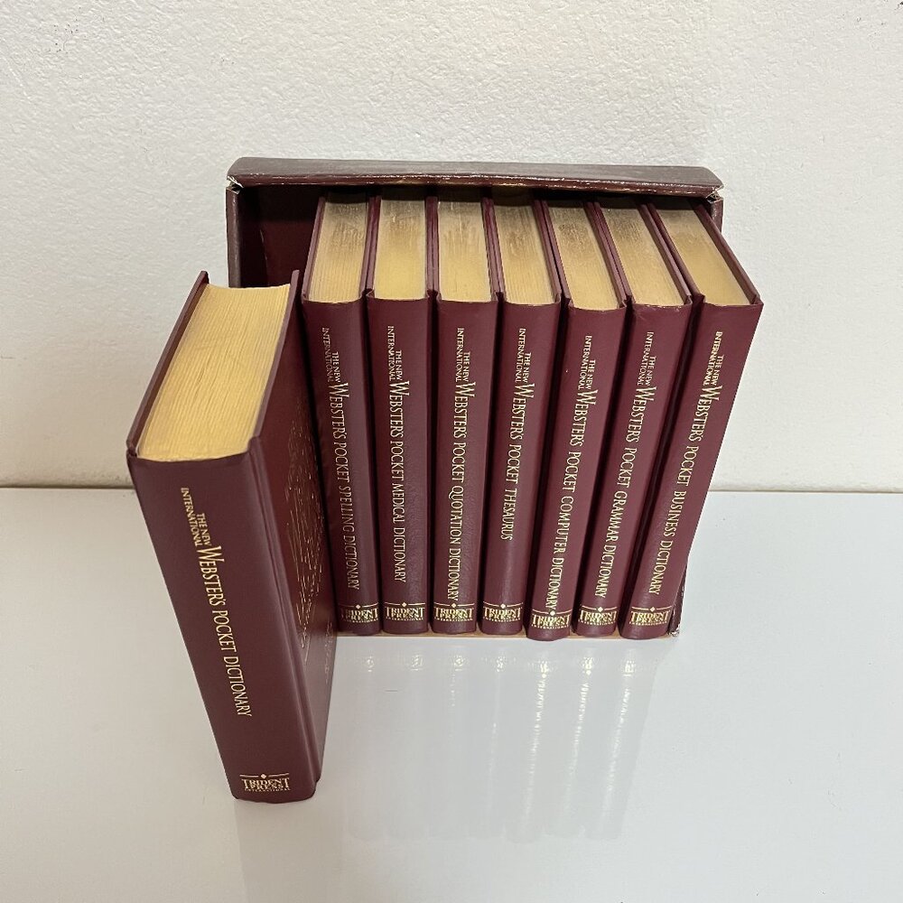 (8 BOOKS w/ Slip Box) 1998 THE NEW INT'L WEBSTER'S POCKET DICTIONARY Preowned